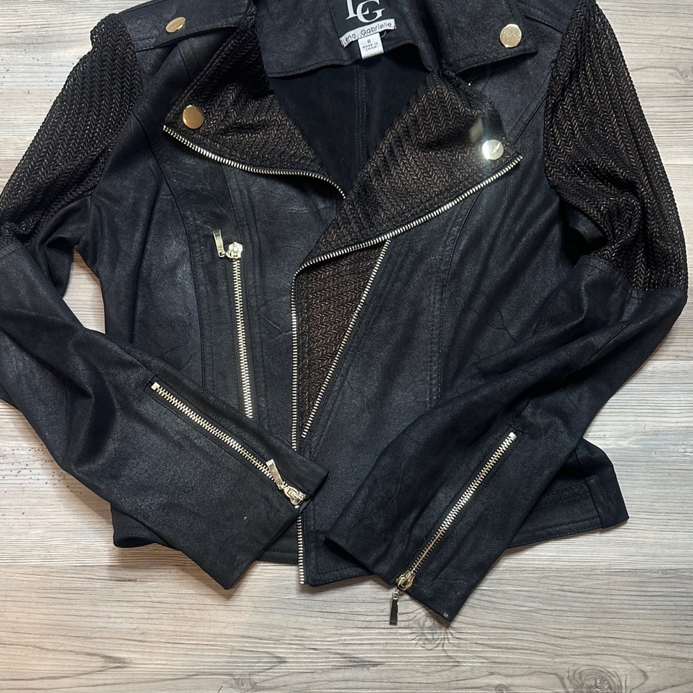 EUC LG Women's Black Faux Suede Jacket with Mesh Sleeve Accents, 6 - Picture 7 of 12